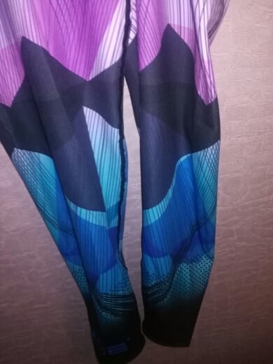 BlueWeb | Abstract Printed Leggings photo review